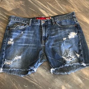 Guess Jean Shorts cutoffs NWOT SIZE 32